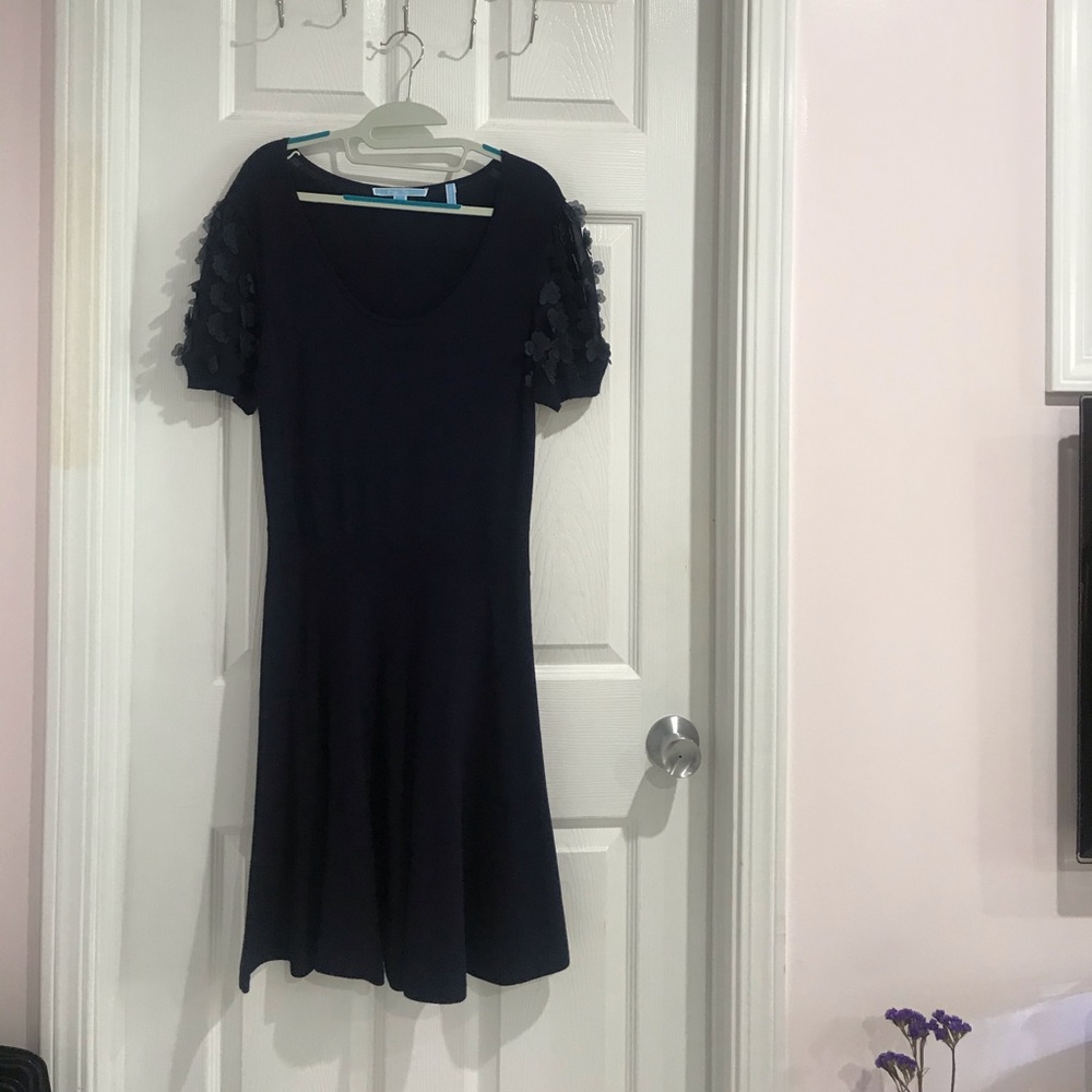 Draper James sweater Dress size Medium Color Navy